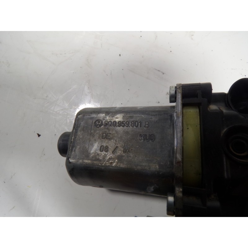 Recambio de motor elevalunas delantero izquierdo para skoda octavia lim. (5e3) active referencia OEM IAM 5Q0959801B 5Q0959801B 0