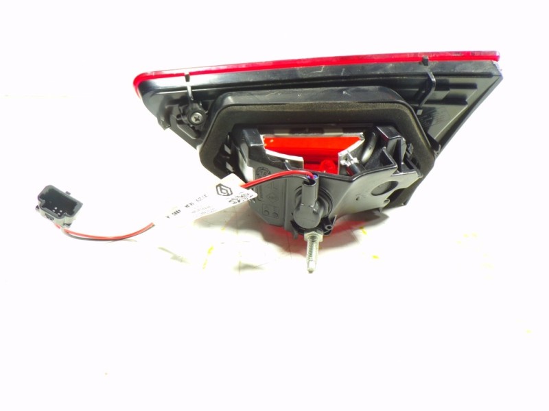 Recambio de piloto trasero izquierdo interior para renault clio iv 0.9 tce referencia OEM IAM 265552424R  