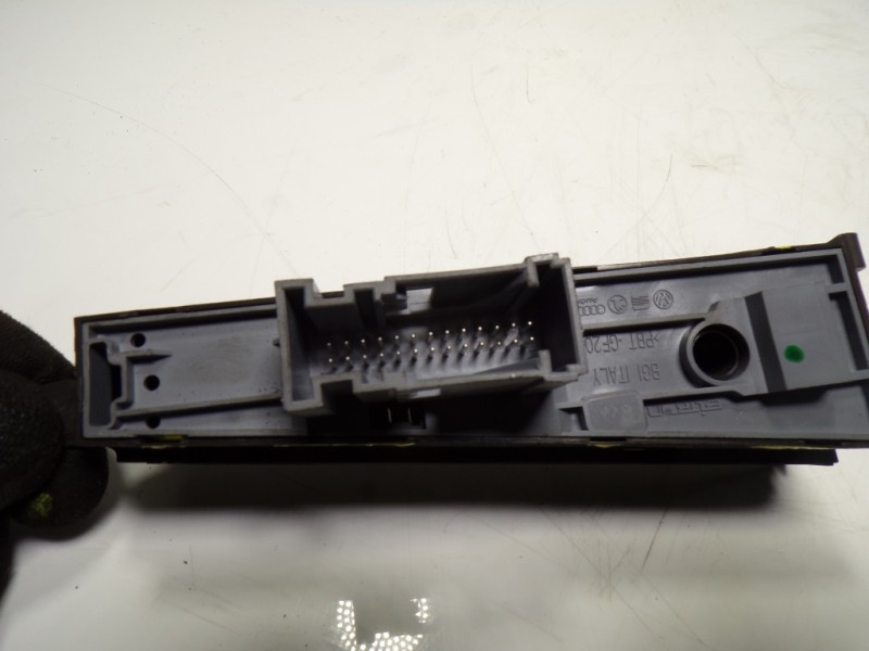 Recambio de palanca freno de mano para volkswagen cc (358) 2.0 tdi referencia OEM IAM 3AB927137WHS 3AB927137 