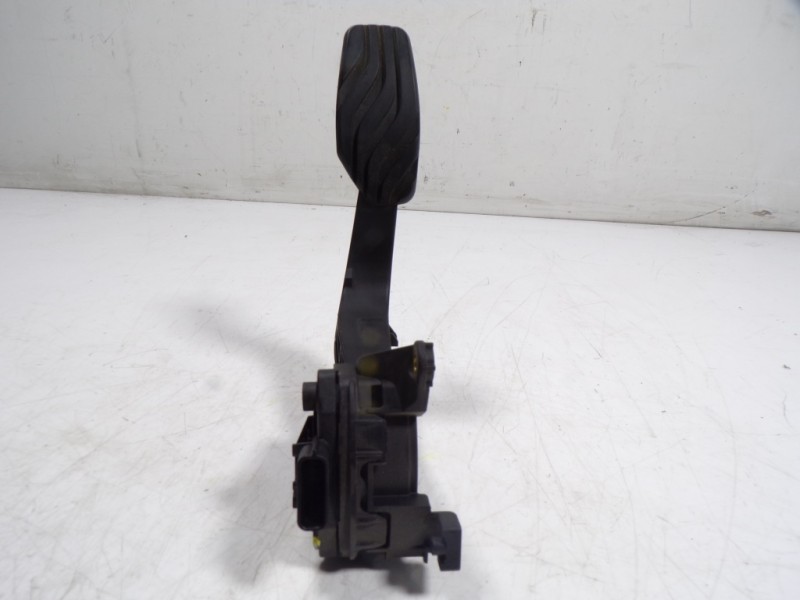 Recambio de potenciometro pedal para renault clio v 1.5 blue dci diesel fap referencia OEM IAM  6PV01290203 