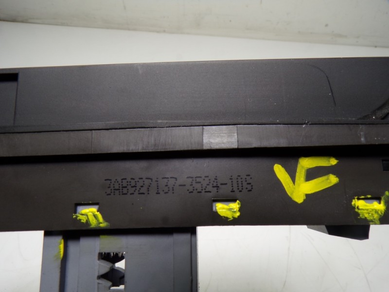 Recambio de palanca freno de mano para volkswagen cc (358) 2.0 tdi referencia OEM IAM 3AB927137WHS 3AB927137 