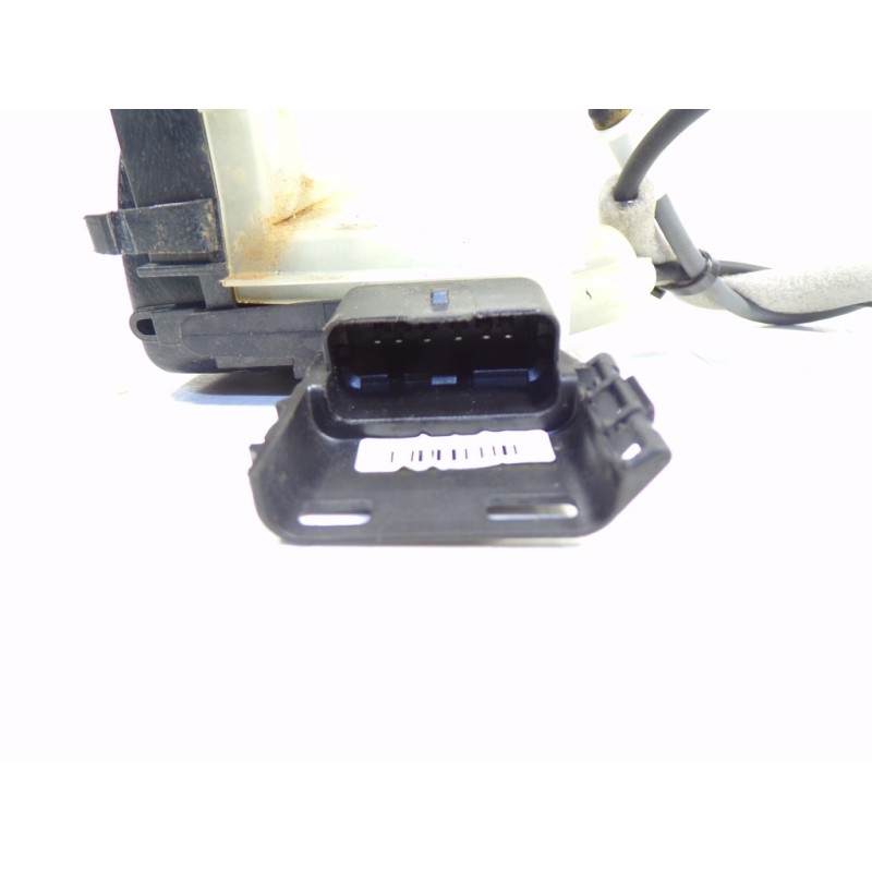 Recambio de cerradura puerta trasera derecha para citroën c3 1.2 12v vti referencia OEM IAM 9812398480 123984 