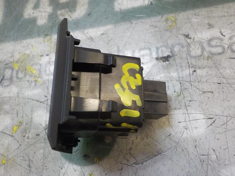 Recambio de warning para audi a4 berlina (8w2) 2.0 16v tdi referencia OEM IAM 8W0941509A5PR  