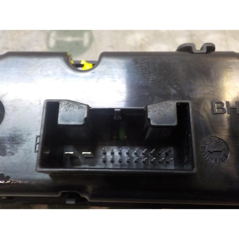 Recambio de mando climatizador para audi a4 berlina (8w2) 2.0 16v tdi referencia OEM IAM 8W0820043P5PR 8W0820043P 