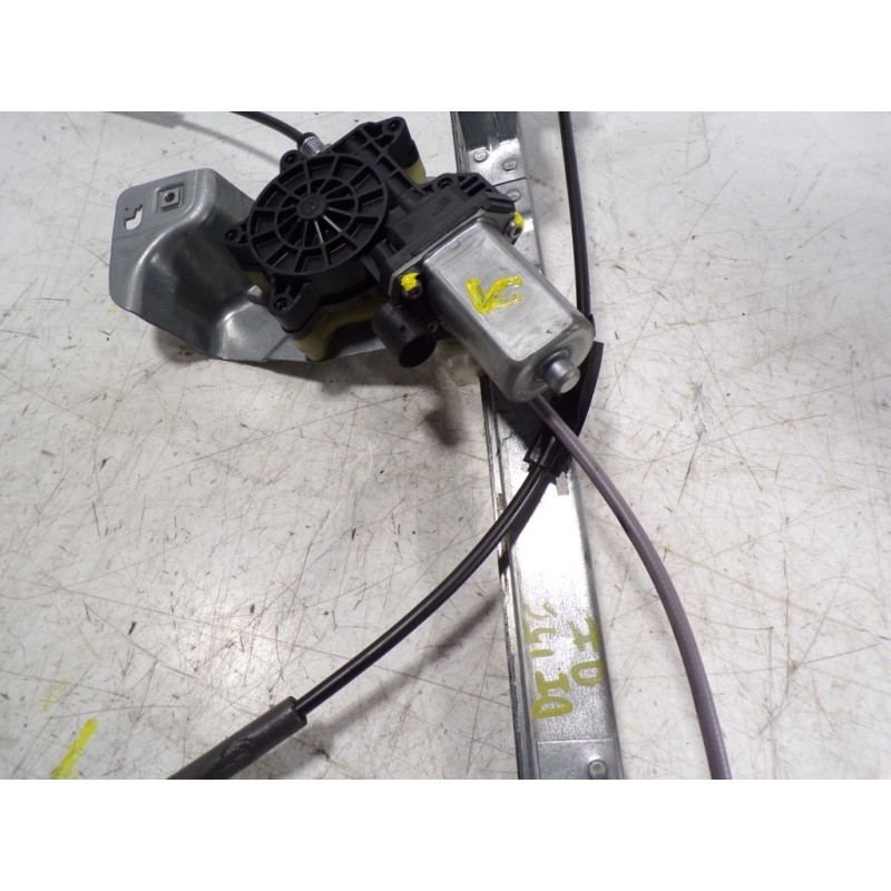 Recambio de elevalunas delantero izquierdo para renault kangoo 1.5 dci diesel fap referencia OEM IAM 807213441R 9030305A 9030305