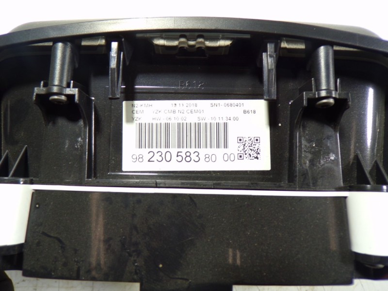 Recambio de cuadro instrumentos para citroën c3 1.2 12v vti referencia OEM IAM 9823058380 9823058380 