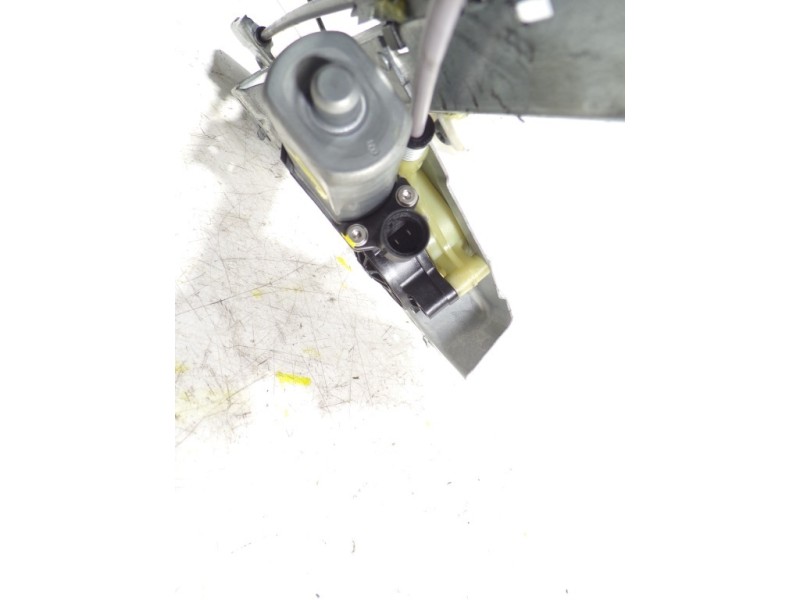 Recambio de elevalunas delantero izquierdo para renault kangoo 1.5 dci diesel fap referencia OEM IAM 807213441R 9030305A 9030305