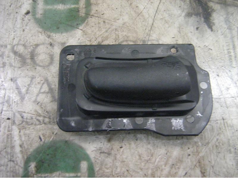 Recambio de maneta interior delantera derecha para opel vectra b berlina 2.0 dti referencia OEM IAM   