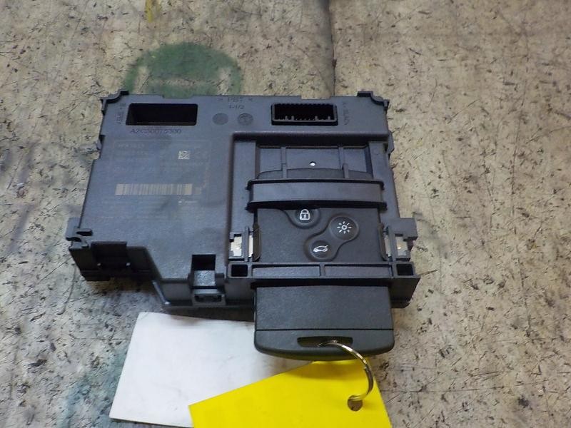 Recambio de conmutador de arranque para renault clio iv technofeel referencia OEM IAM   