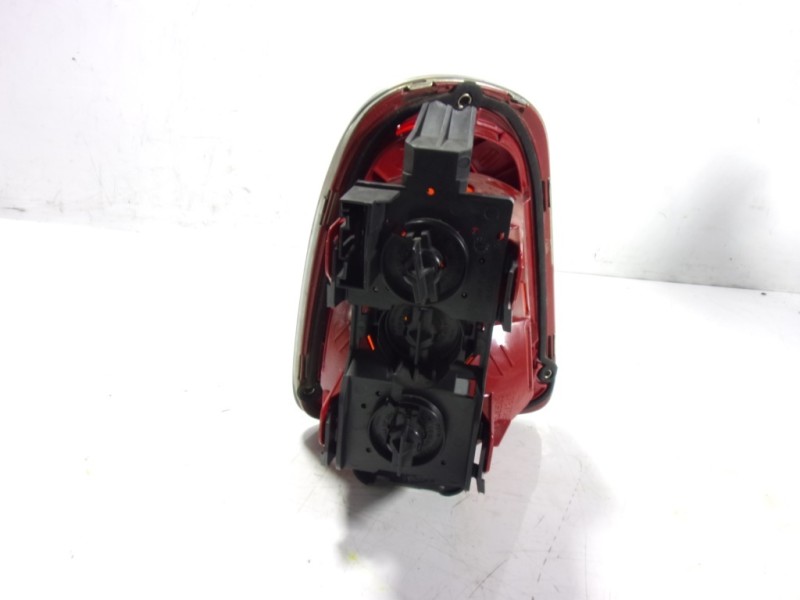 Recambio de piloto trasero derecho para mini mini (r56) 1.6 16v cat referencia OEM IAM 63212757010  