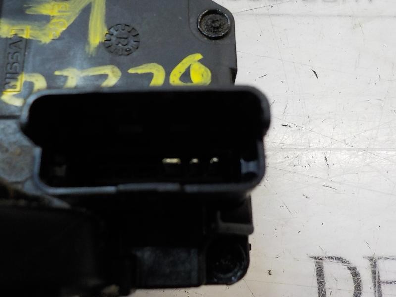 Recambio de cerradura puerta delantera izquierda para nissan nv 200 (m20) 1.5 dci cat referencia OEM IAM 80501JX50A  