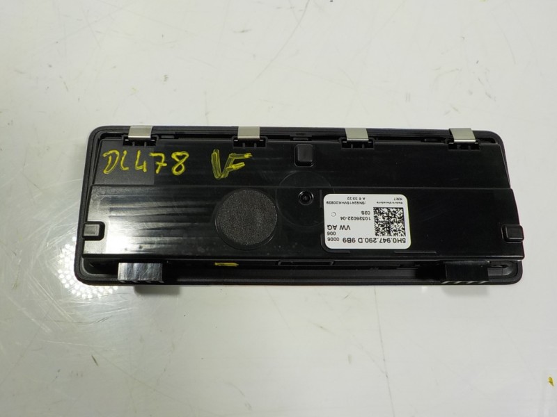 Recambio de piloto interior para seat leon sportstourer (kl8) style referencia OEM IAM 5H0947290D9B9 5H0947290D 