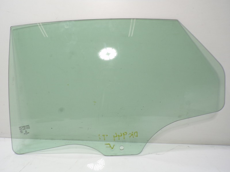 Recambio de cristal puerta trasero izquierdo para ford mondeo lim. 1.5 tdci cat referencia OEM IAM 1870670  
