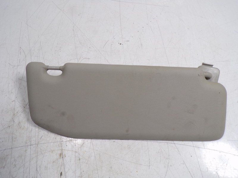 Recambio de parasol izquierdo para citroën c3 1.2 12v vti referencia OEM IAM 98100807BJ  