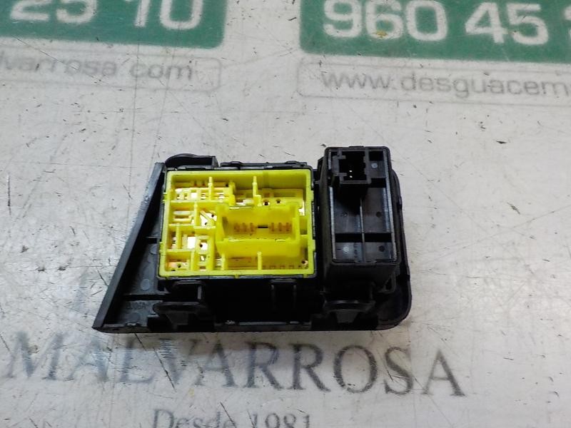 Recambio de mando retrovisor para nissan nv 200 (m20) 1.5 dci cat referencia OEM IAM 25570CT00B  