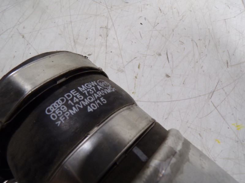 Recambio de tubo intercooler para audi q5 (8r) 3.0 tdi quattro (190kw) referencia OEM IAM 8R0145790J 059145737A 