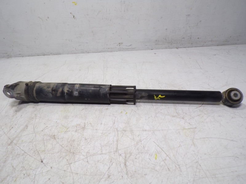 Recambio de amortiguador trasero derecho para volkswagen polo 1.0 tsi referencia OEM IAM 2Q0513049AN 2Q0512013BE 