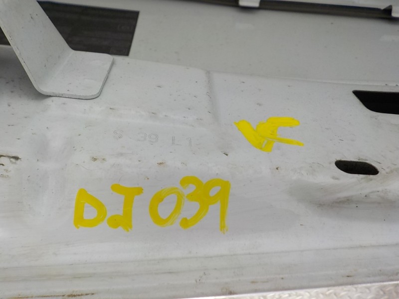 Recambio de capot delantero para renault kangoo z.e. referencia OEM IAM 7751478148  