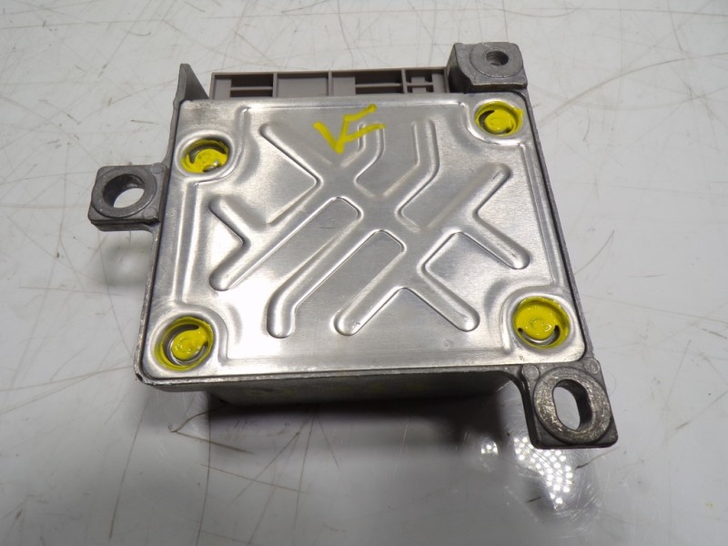 Recambio de centralita airbag para renault kangoo z.e. referencia OEM IAM 8201388835 8201157344 