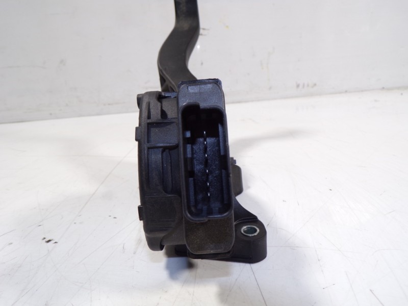 Recambio de potenciometro pedal para citroën c3 1.2 12v vti referencia OEM IAM 1601CW 9671433780 