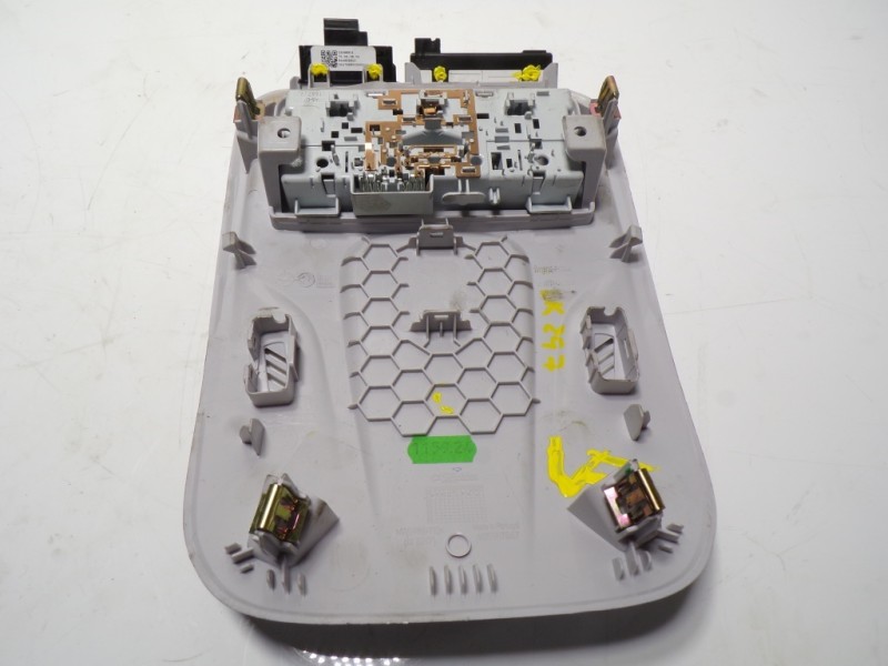 Recambio de piloto interior para opel crossland x 1.2 referencia OEM IAM 39027174 316627975 