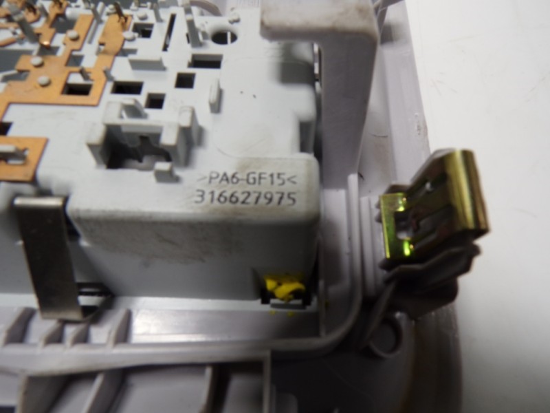 Recambio de piloto interior para opel crossland x 1.2 referencia OEM IAM 39027174 316627975 