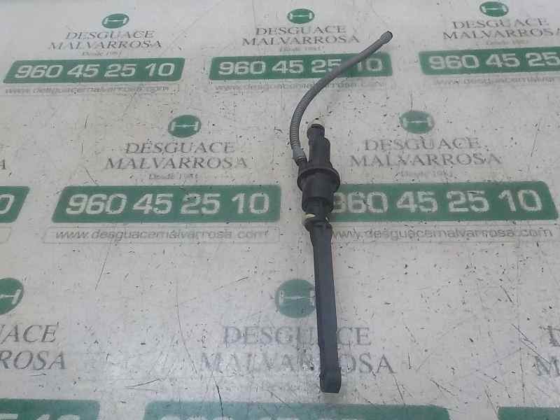 Recambio de bomba embrague para peugeot 208 1.4 hdi fap referencia OEM IAM 2182H3 9672094400 