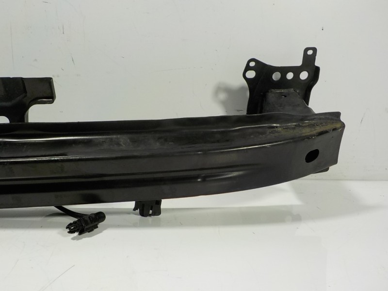 Recambio de refuerzo paragolpes delantero para volkswagen cc (358) 2.0 tdi referencia OEM IAM 3C8807109C  