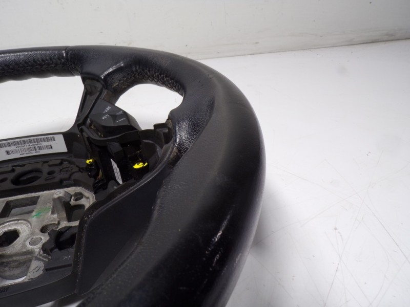 Recambio de volante para ford focus lim. (cb8) 1.6 tdci cat referencia OEM IAM 1779558 AM513600DE 