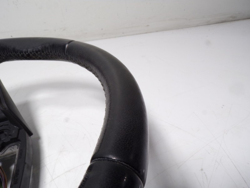 Recambio de volante para ford focus lim. (cb8) 1.6 tdci cat referencia OEM IAM 1779558 AM513600DE 