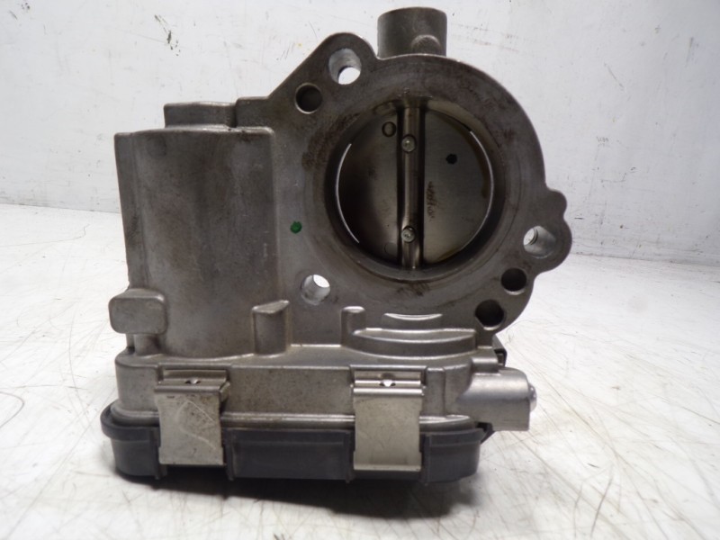 Recambio de caja mariposa para volkswagen polo 1.0 tsi referencia OEM IAM 04C133062C 04C133062C 