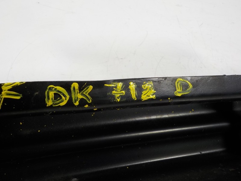 Recambio de refuerzo paragolpes delantero para volkswagen cc (358) 2.0 tdi referencia OEM IAM 3C8807109C  