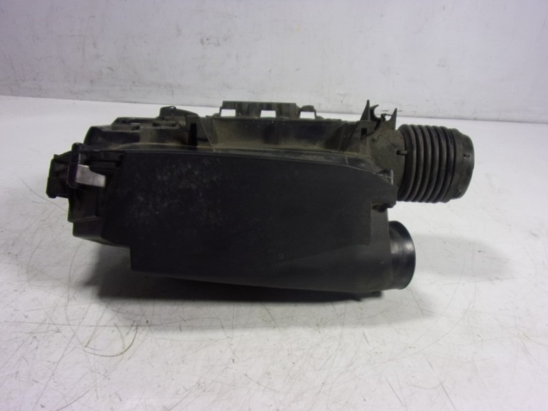 Recambio de filtro aire para mercedes-benz clase clk (w207) cabrio 1.8 cgi cat referencia OEM IAM A2710901601  