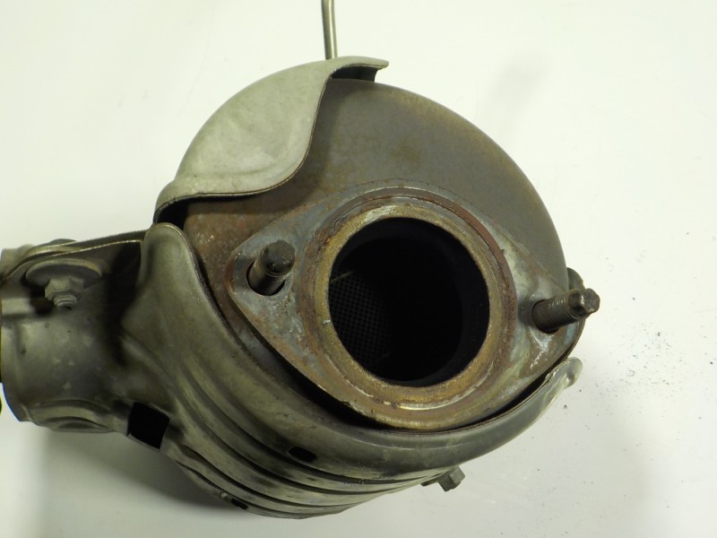 Recambio de filtro de particulas para toyota auris 1.4 turbodiesel cat referencia OEM IAM 2505233060  