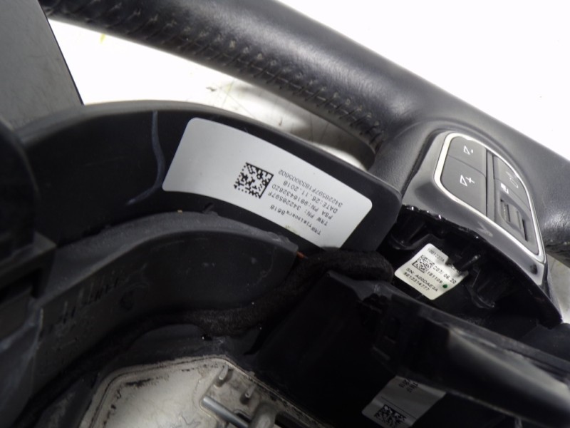 Recambio de volante para citroën c3 1.2 12v vti referencia OEM IAM 98164326ZD 98164326ZD 