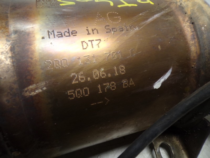 Recambio de catalizador para volkswagen polo 1.0 tsi referencia OEM IAM 2Q0254503AX 2Q0131701C 
