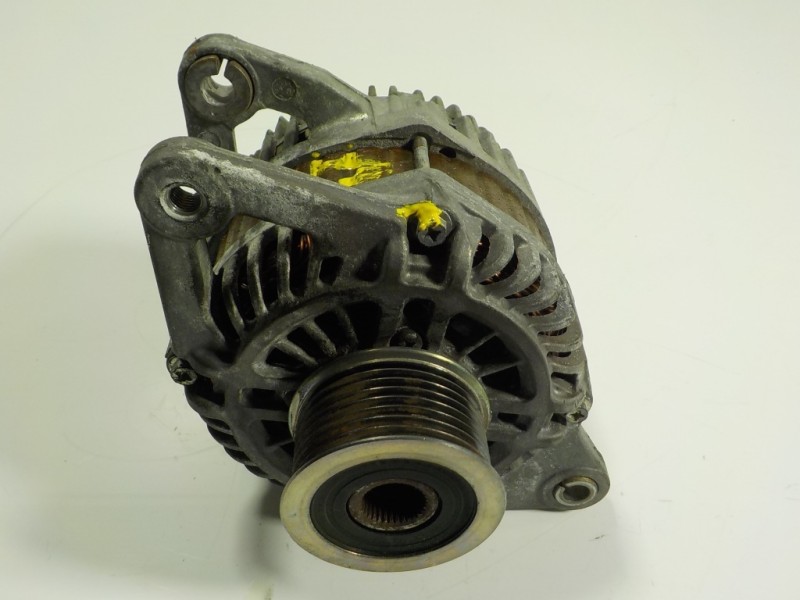 Recambio de alternador para mazda 3 lim. (bl) sportive referencia OEM IAM  A2TJ0681A 