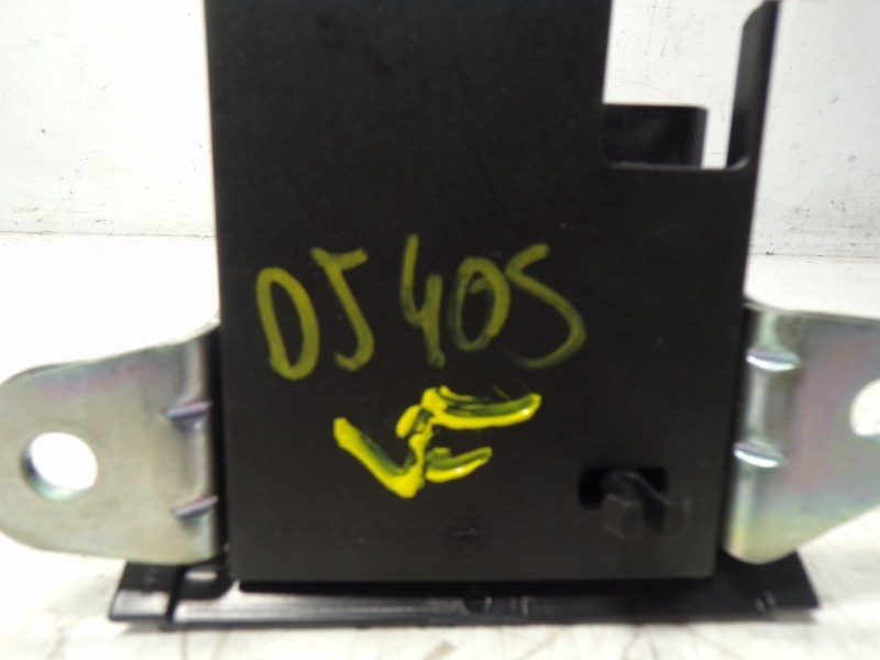 Recambio de cerradura maletero / porton para volkswagen polo 1.0 tsi referencia OEM IAM 2G6827505B9B9  