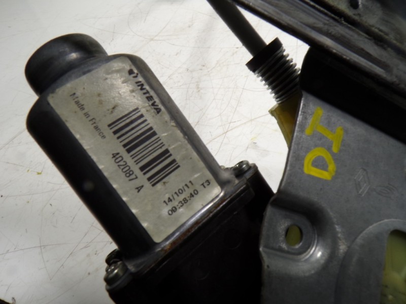 Recambio de elevalunas delantero izquierdo para renault kangoo z.e. referencia OEM IAM 807213441R 402087A 