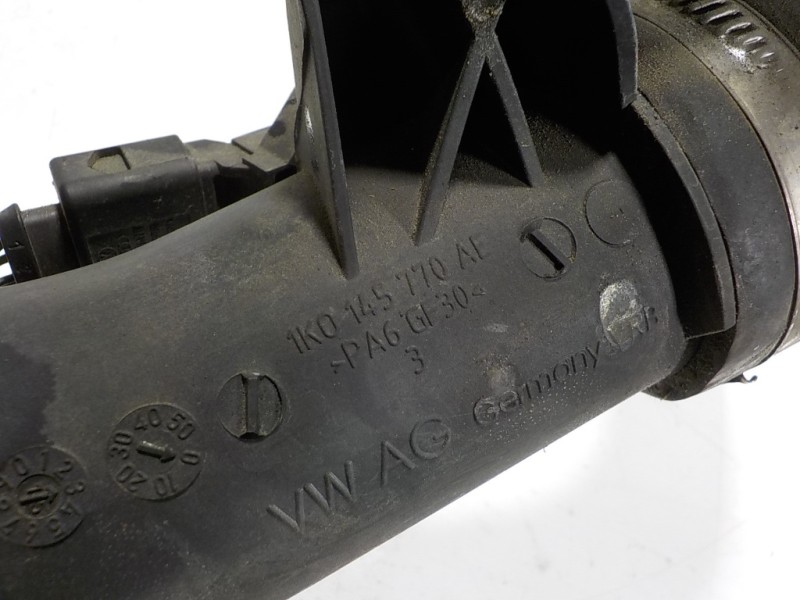 Recambio de tubo intercooler para volkswagen cc (358) 2.0 tdi referencia OEM IAM 1K0145838AH 1K0145770AE 1K0145770AE