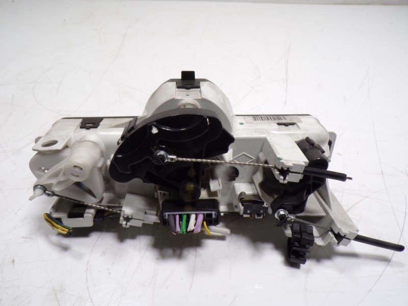 Recambio de mando calefaccion / aire acondicionado para renault kangoo z.e. referencia OEM IAM 275104912R 5N8440100 
