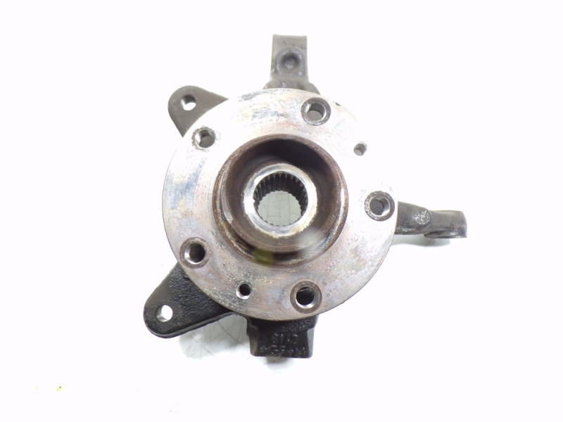 Recambio de mangueta delantera derecha para renault kangoo z.e. referencia OEM IAM 8200755590  8200361237