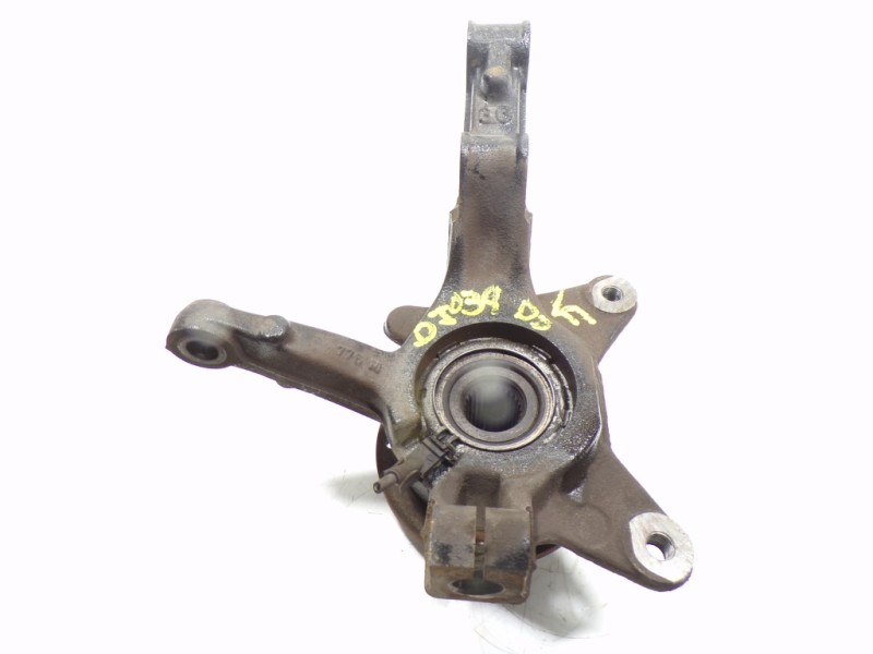 Recambio de mangueta delantera derecha para renault kangoo z.e. referencia OEM IAM 8200755590  8200361237