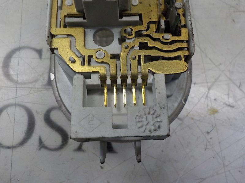 Recambio de piloto interior para nissan nv 200 (m20) 1.5 dci cat referencia OEM IAM 26430BC00B  