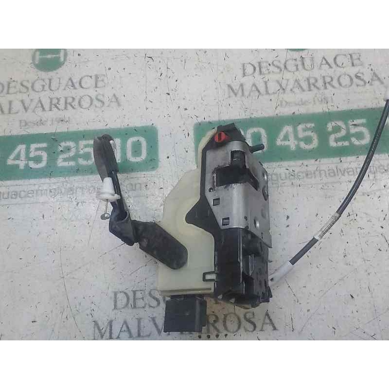 Recambio de cerradura puerta trasera derecha para peugeot 208 1.4 hdi fap referencia OEM IAM 9688080780  