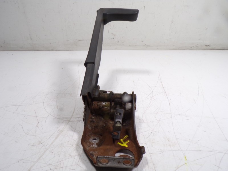 Recambio de palanca freno de mano para renault kangoo z.e. referencia OEM IAM 360100619R  