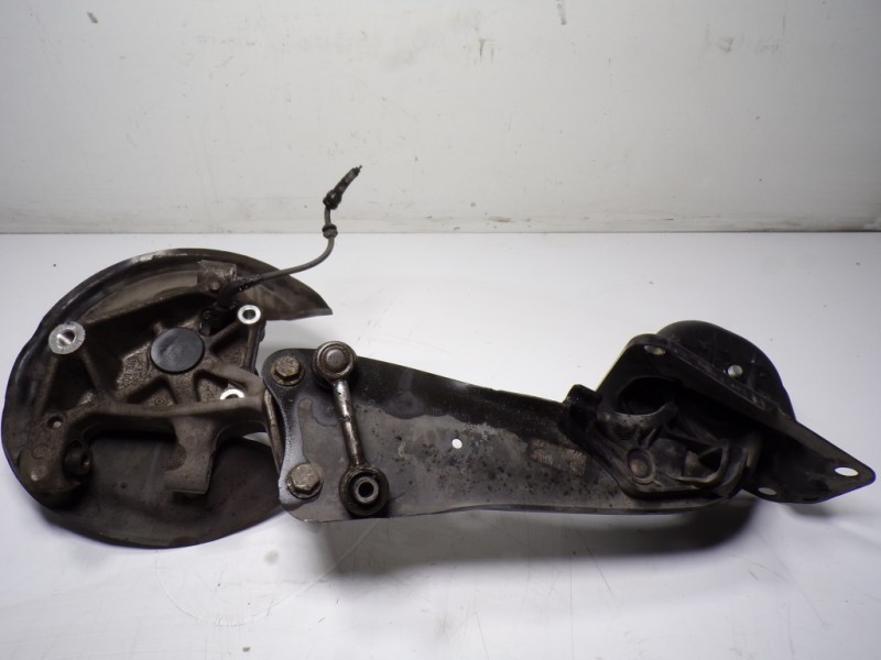 Recambio de mangueta trasera izquierda para volkswagen eos (1f7) 2.0 tdi referencia OEM IAM 3C0505433L 1K0505225H 