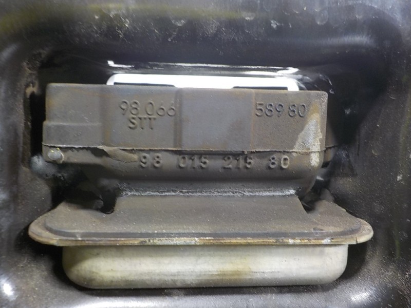 Recambio de soporte motor izquierdo para opel crossland x 1.2 referencia OEM IAM  9801521580 