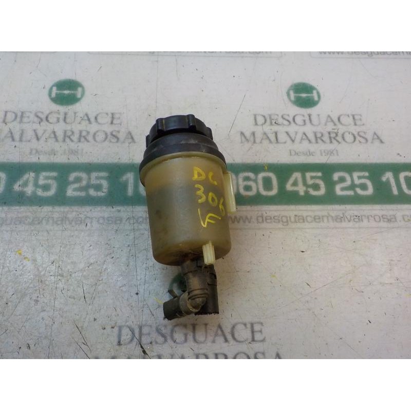 Recambio de deposito servo para land rover freelander (lr2) 2.2 td4 cat referencia OEM IAM LR000578 6G913R700AB 