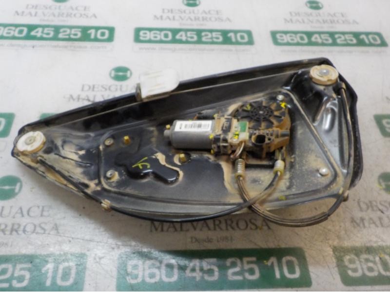 Recambio de elevalunas trasero izquierdo para land rover freelander (lr2) 2.2 td4 cat referencia OEM IAM LR019661  